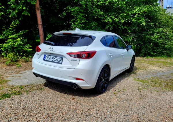 Mazda 3 cena 62900 przebieg: 102000, rok produkcji 2017 z Węgrów małe 232